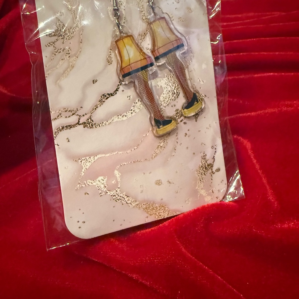 Unique Leg Lamp Earrings - Picture 4 of 5